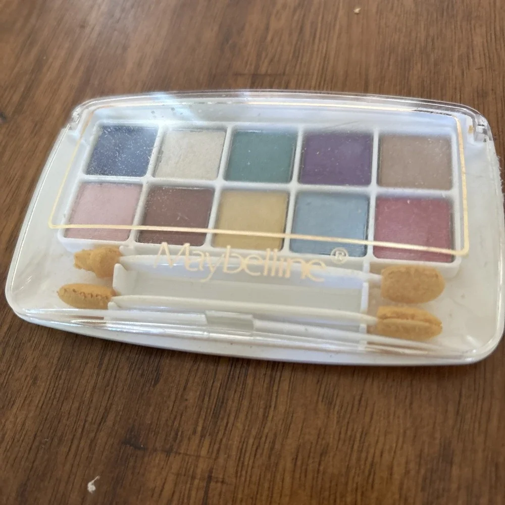 Vintage Cosmetics Maybelline Blooming‎ Colors Eyeshadow Palette Sampler-01 NOS